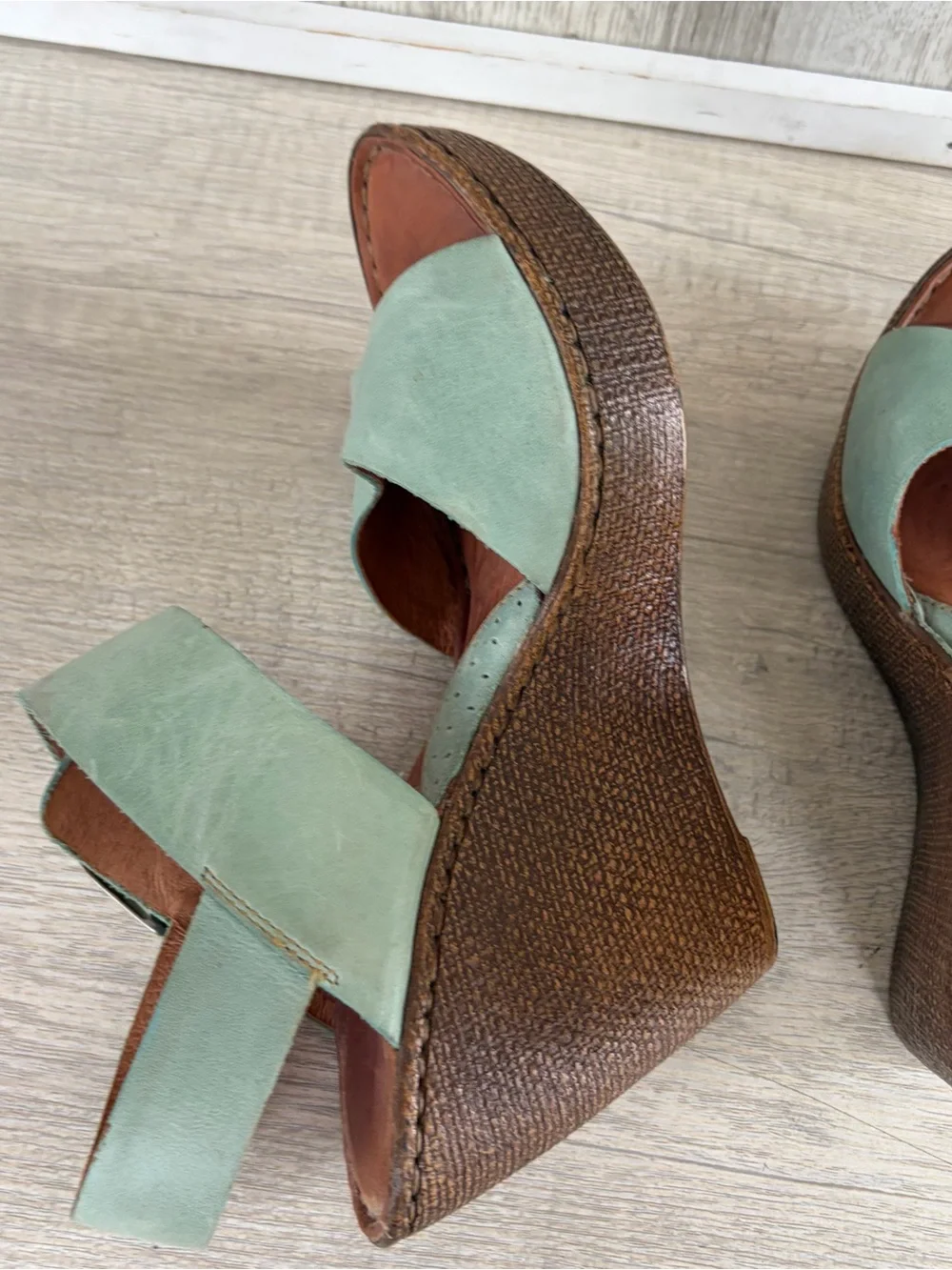 Born teal Wedge leather Sandals Basket weave heel women’s 8 Teal Blue Boho Beach